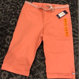 Gloria Vanderbilt Lillian belted skimmer pants